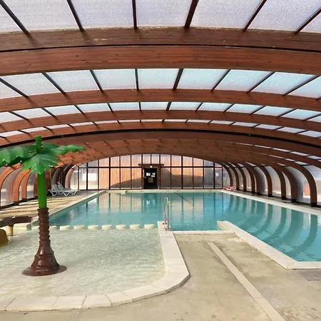 Parc Residentiel Les Vignes Ли-э-Микс