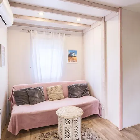 Кемпинг Parc Residentiel Les Vignes Ли-э-Микс