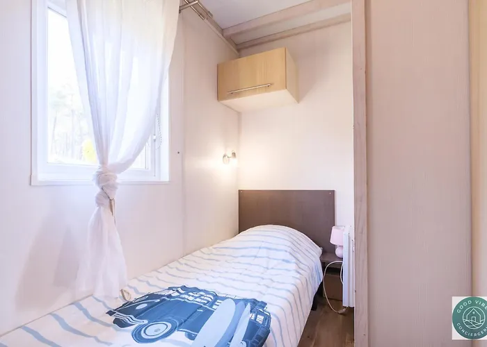 En Parc Residentiel Pour 4 Personnes A Proximite De La Campingplatz Lit-et-Mixe