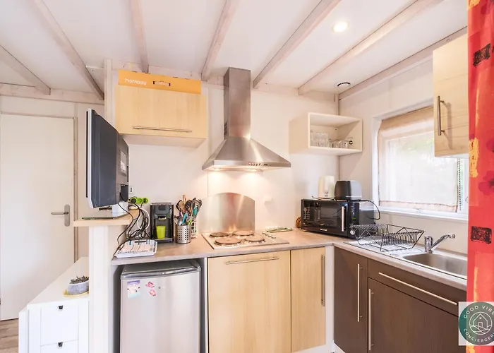 En Parc Residentiel Pour 4 Personnes A Proximite De La Campingplatz