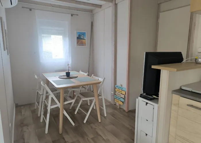 En Parc Residentiel Pour 4 Personnes A Proximite De La * Lit-et-Mixe