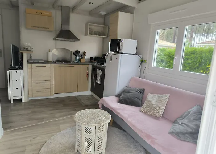 En Parc Residentiel Pour 4 Personnes A Proximite De La * Lit-et-Mixe
