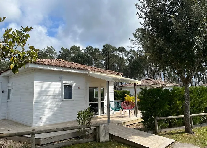 Campingplatz En Parc Residentiel Pour 4 Personnes A Proximite De La *